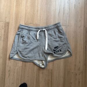 Nike air size small relaxing shorts size small